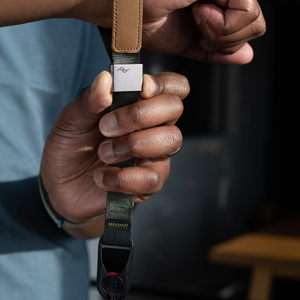 Pasek Peak Design Pasek na nadgarstek CUFF v3 szarozielony