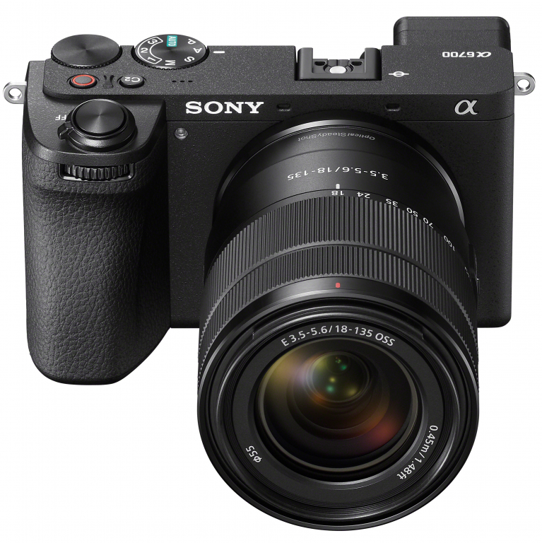 Sony A6700 + 18-135 mm f/3.5-5.6 (ILCE6700MB.CEC) 1200 z rabatu na wybrany obiektyw Sony (w magazynie!) - Dostawa GRATIS!