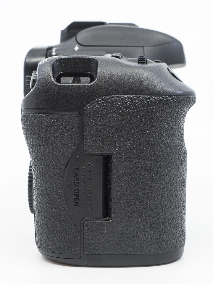 Aparat UŻYWANY Canon EOS 7D Mark II body + Grip BG-E16 s.n. 053021010537/0600000704