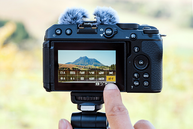 Aparat cyfrowy Nikon Z30 +16-50 mm f/3.5-6.3 + 50-250 mm f/4.5-6.3
