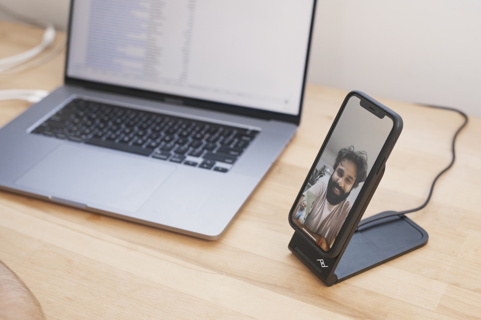 Peak Design Mobile Wireless Charging Stand ładowarka bezprzewodowa