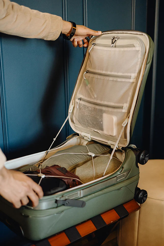 Peak Design Roller Pro Carry-On Black