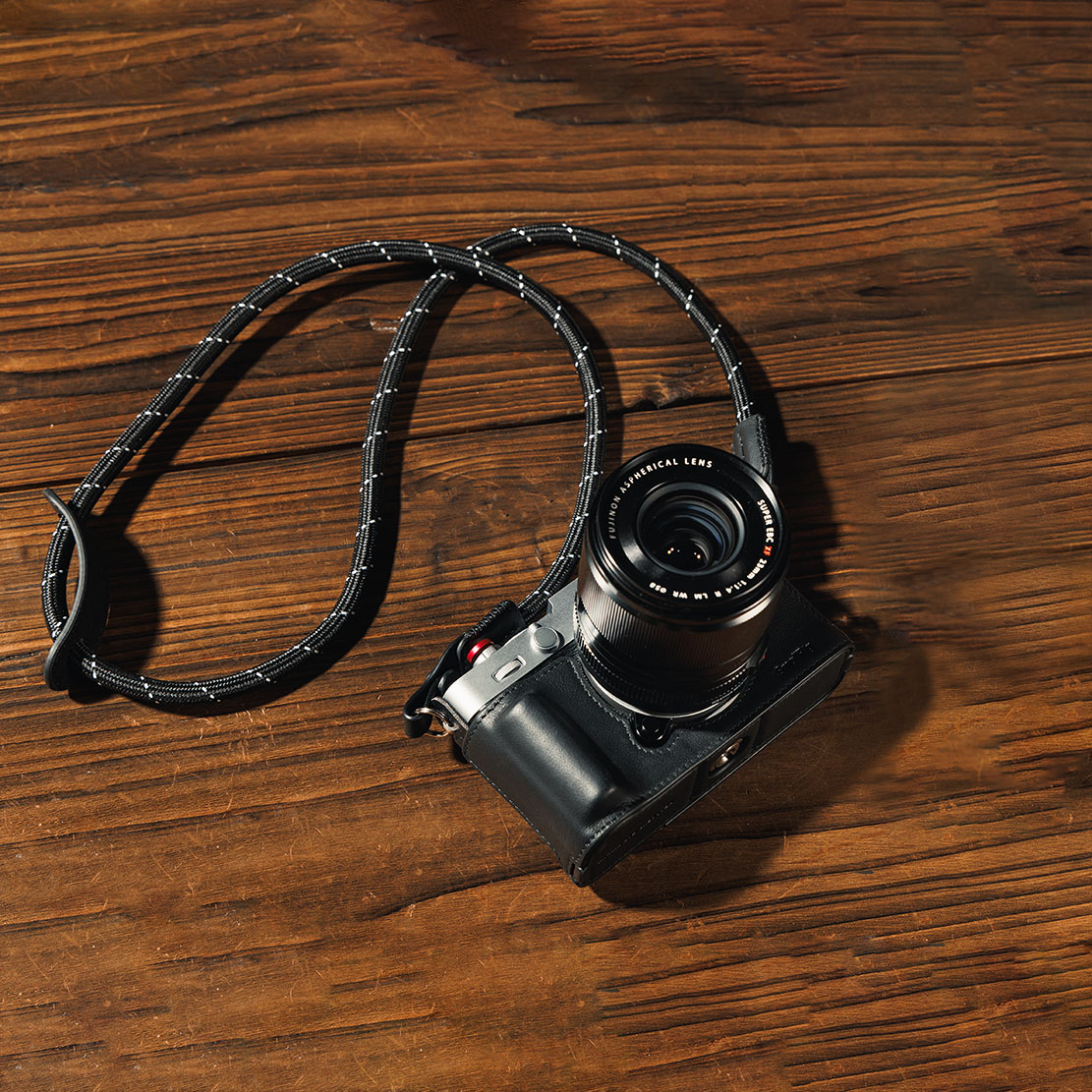 Smallrig Zestaw skórzanego pół-etui do Canon EOS R50 V, czarny [5433]