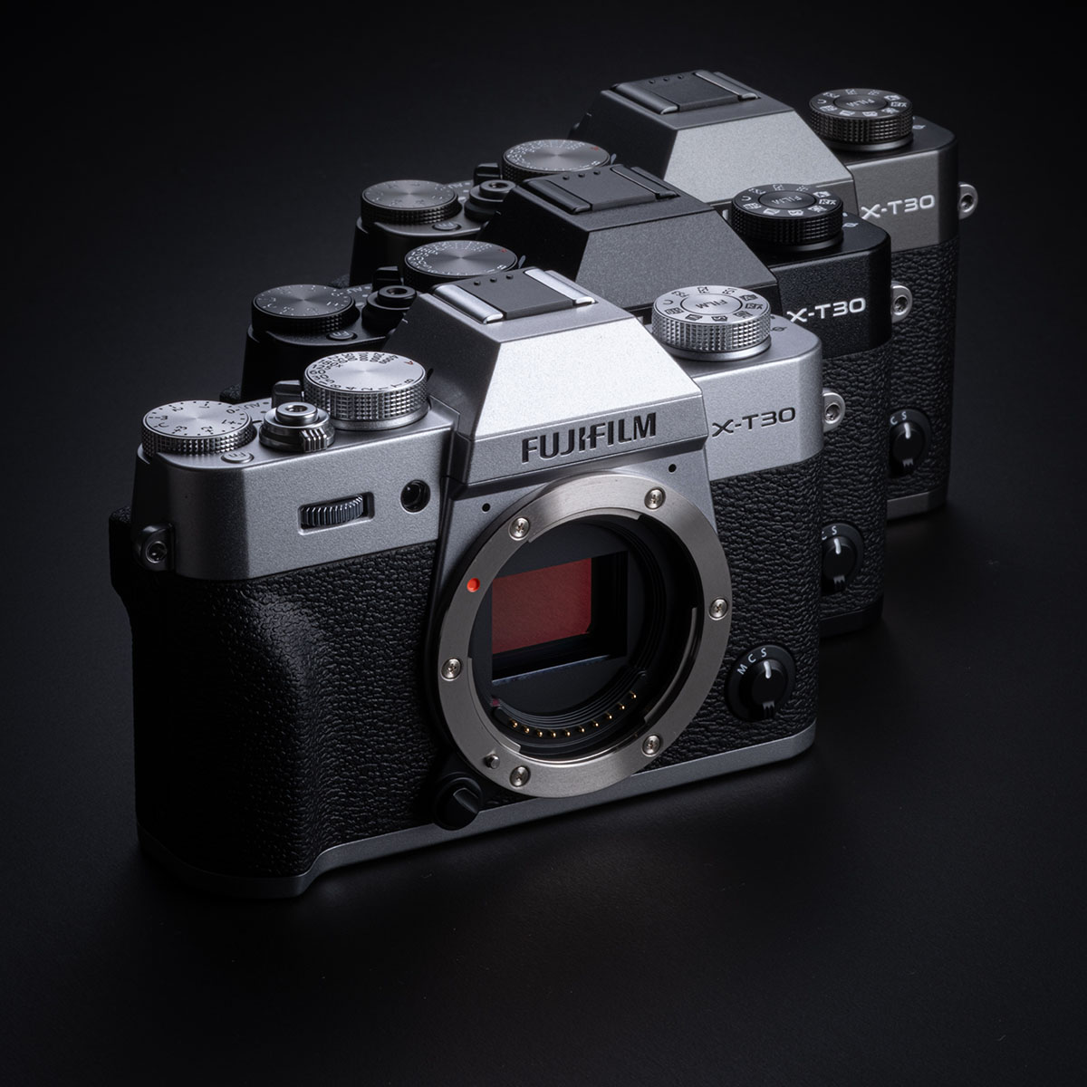 FUJIFILM X-T30 ボディ Amazon | Fujifilm X-T30 II ボディ - ブラック。 | ミラーレス一眼 通販