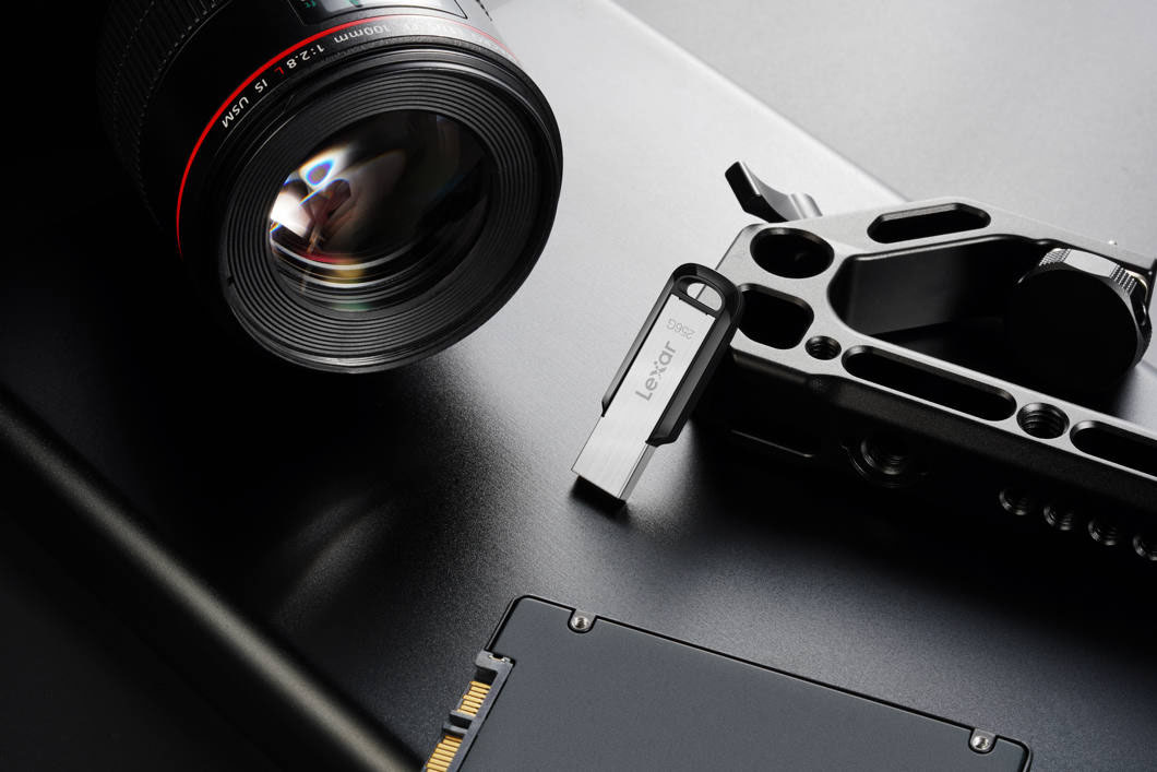 Pamięć USB Lexar Lexar JumpDrive V400 Flash Drive, R100 32GB USB 3.0