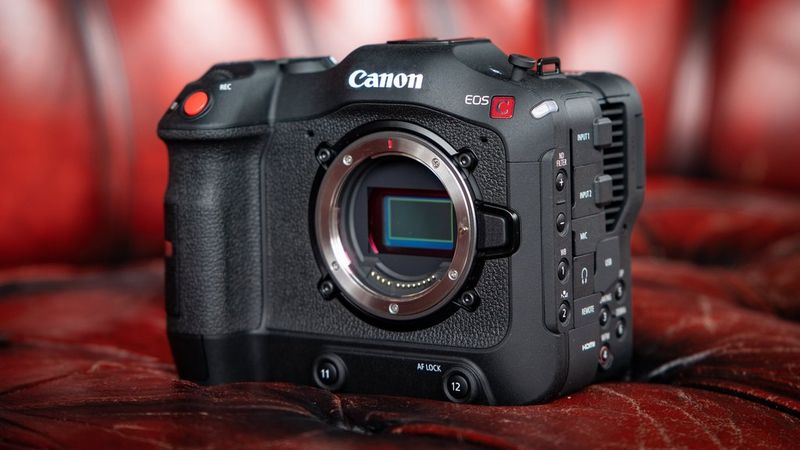 Kamera cyfrowa Canon EOS C70
